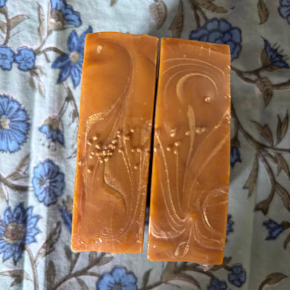 Savoire - Organic Persimmon Soap